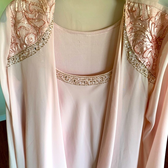 Elegant Pink Layered Dress with Embroidered Jacket, skirt just above knee - Picture 2 of 6